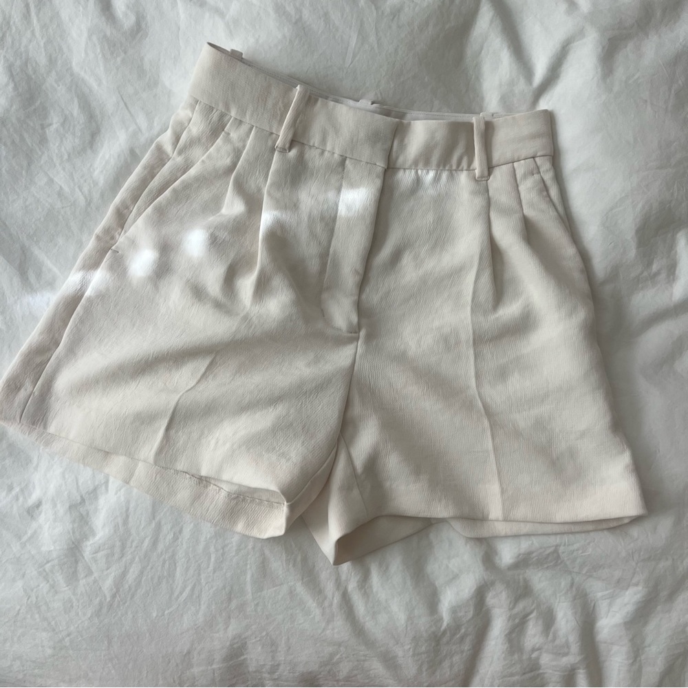 Aritzia Wilfred Linen Short